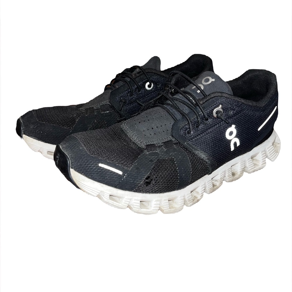 Women Oncloud Shoes!